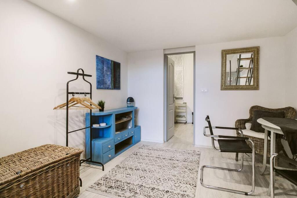 Cozy Budapest Vacation Studio Relax Close Spa Exterior photo