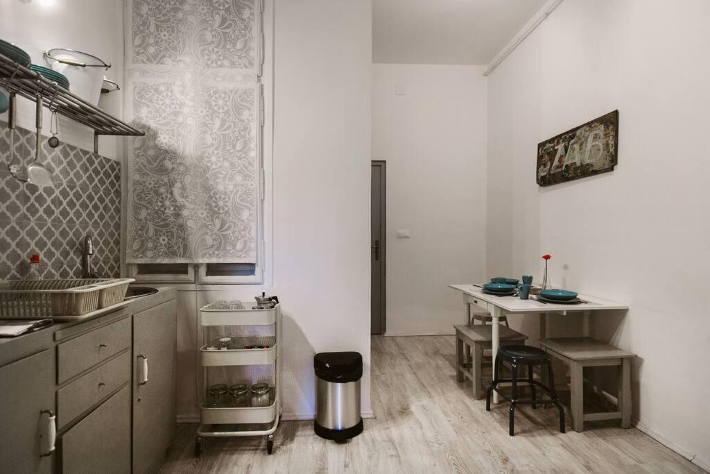 Cozy Budapest Vacation Studio Relax Close Spa Exterior photo